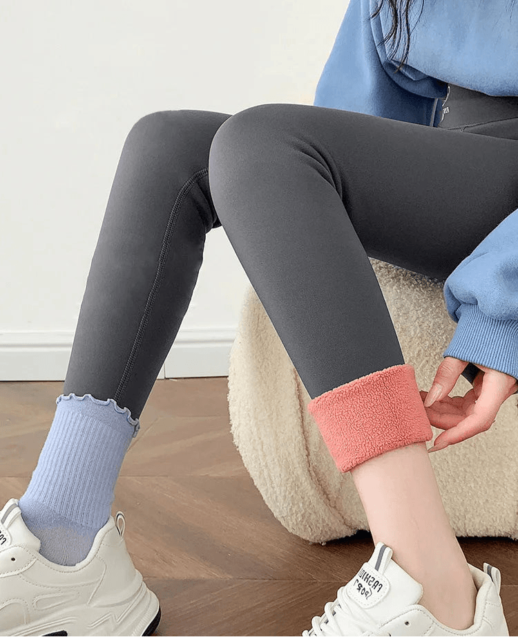 Plush Velvet High-Waist Leggings | Velvet